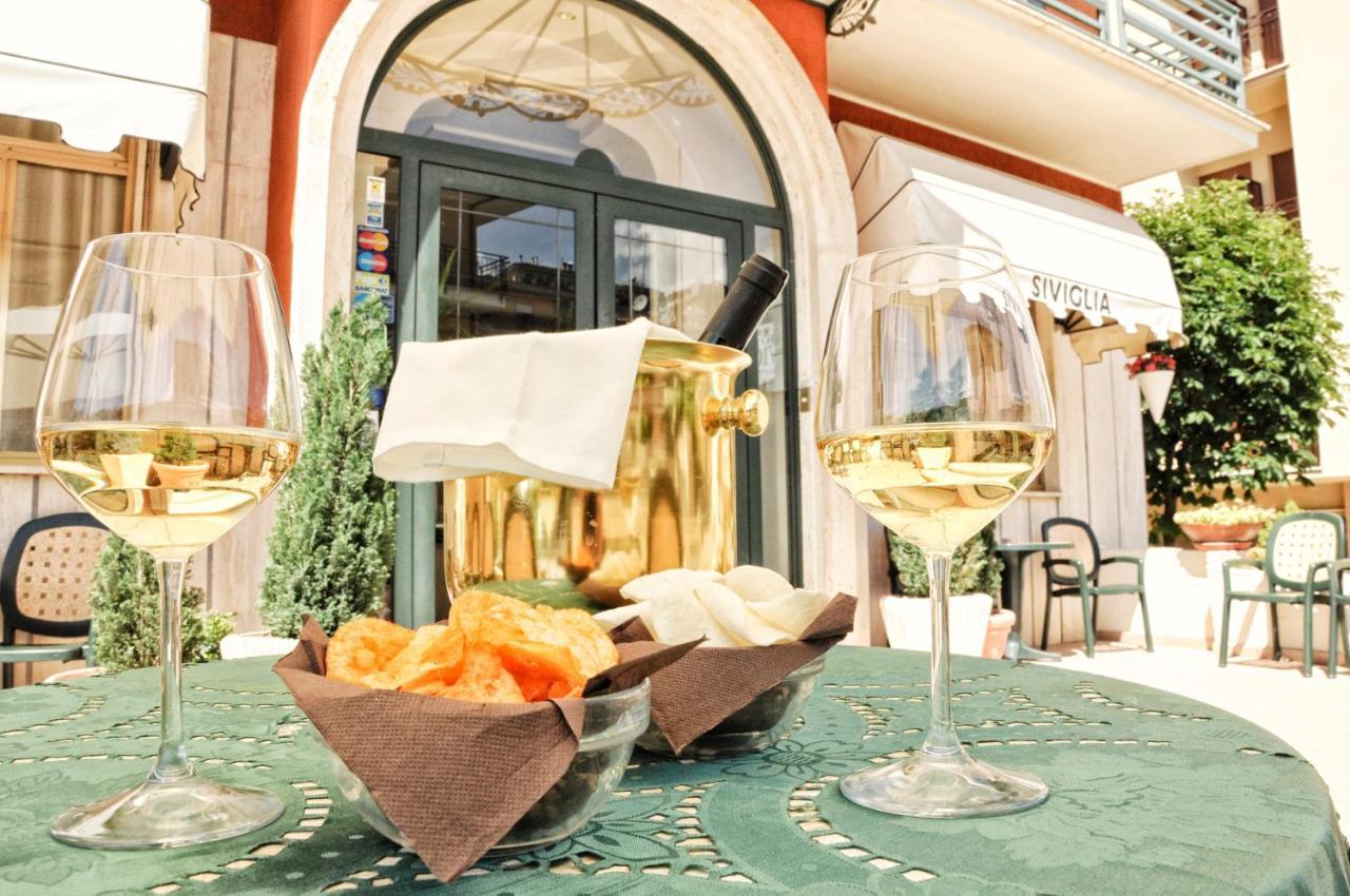 פיוג'י Hotel Siviglia מראה חיצוני תמונה